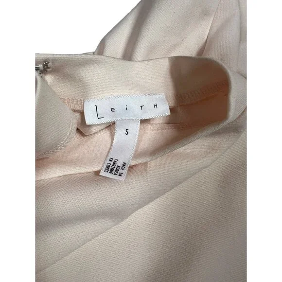 Leith Women's Light Pink Flare Sleeve  Blouse - Picture 4 of 7